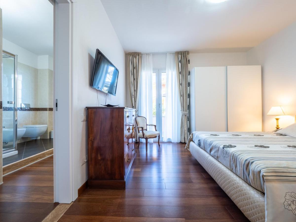 B&B Le Bouganville Capoterra Ngoại thất bức ảnh